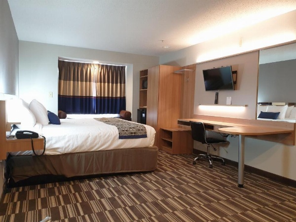 Microtel Inn & Suites by Wyndham Augusta Riverwatch image 25